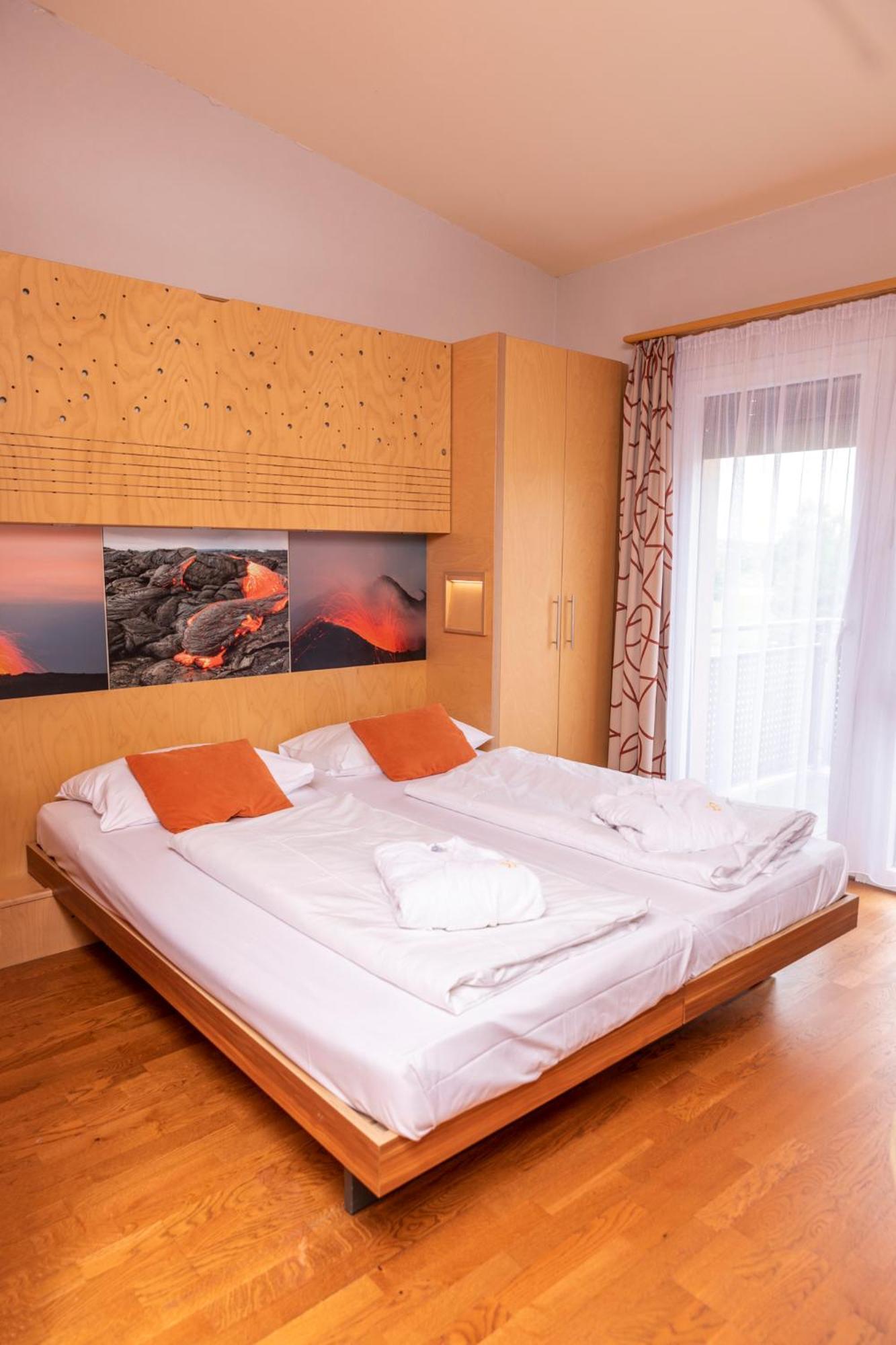 Vulkan Wellness Hotel & Camping Celldömölk エクステリア 写真