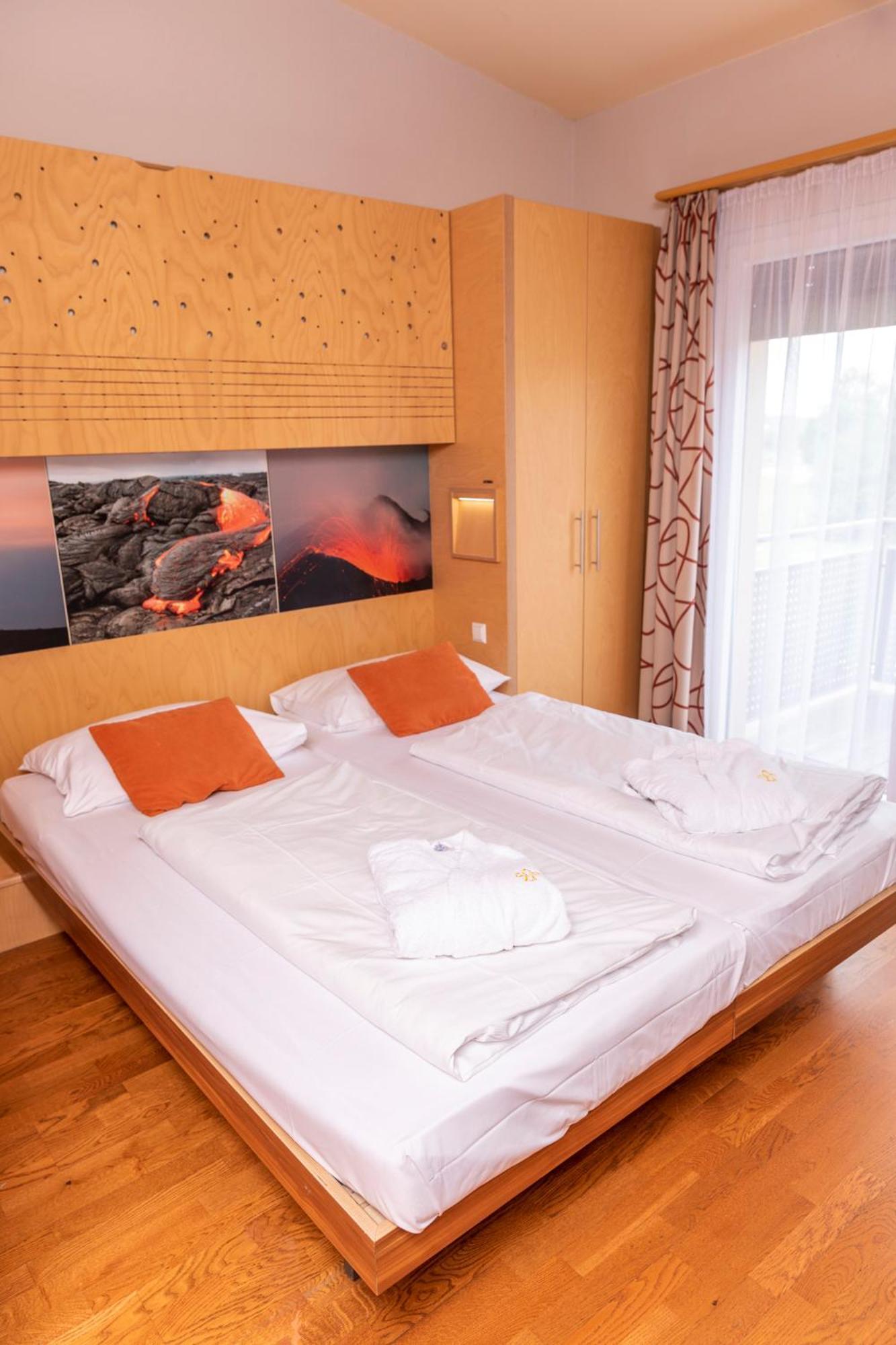 Vulkan Wellness Hotel & Camping Celldömölk エクステリア 写真