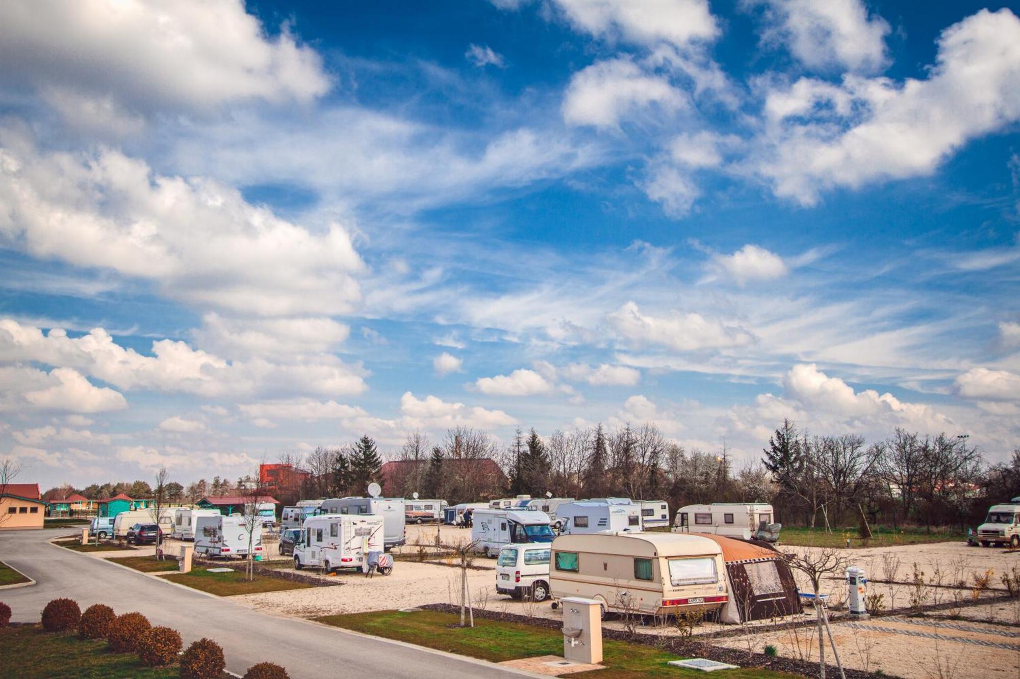 Vulkan Wellness Hotel & Camping Celldömölk エクステリア 写真